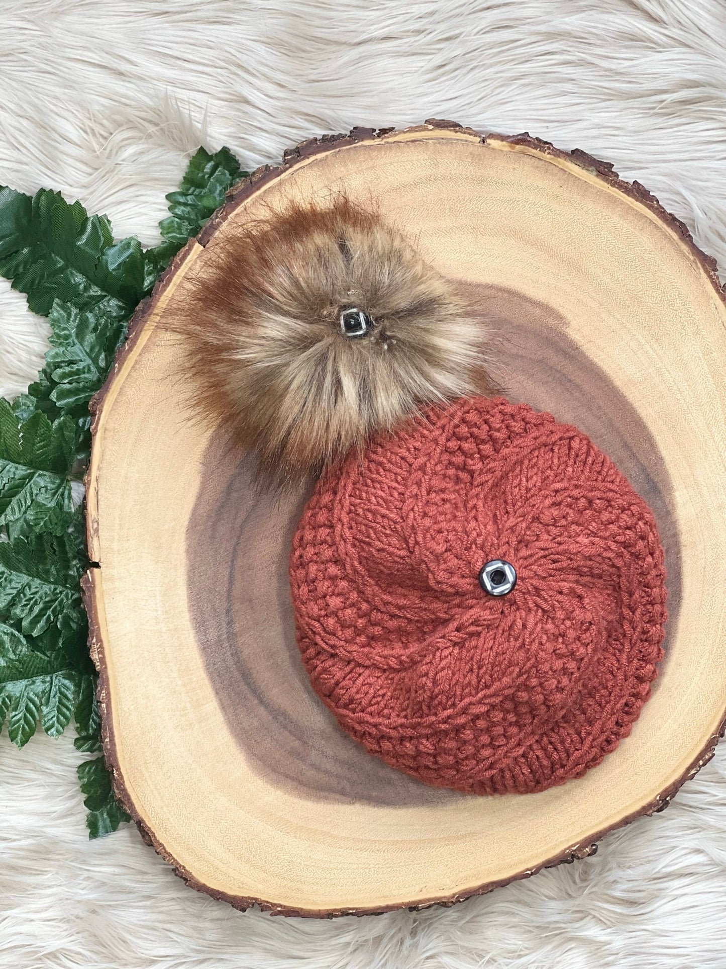 Sidewinder Beanie | Red | Adult