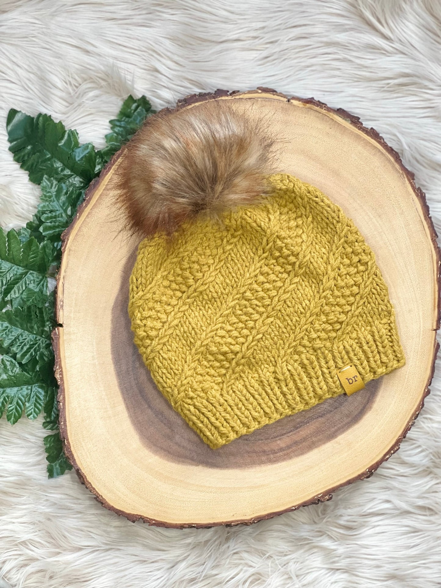 Sidewinder Beanie | Golden | Adult