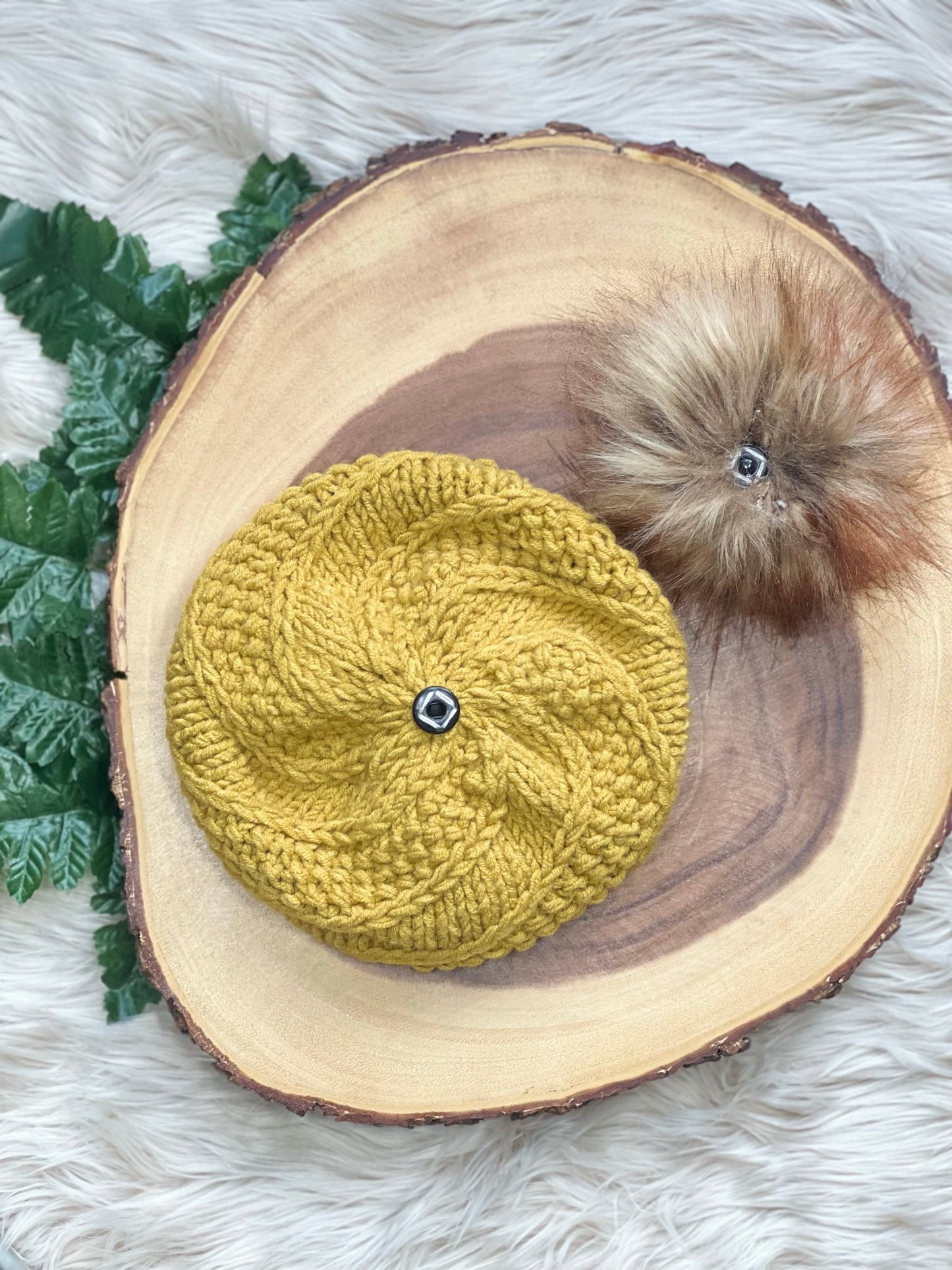 Sidewinder Beanie | Golden | Adult