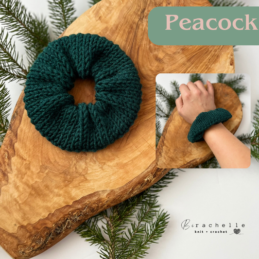 Knit Scrunchie | Peacock